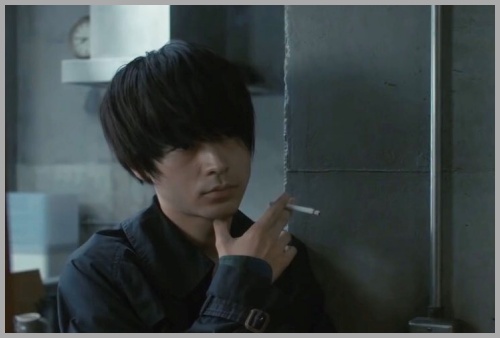 成田凌のタバコ姿がカッコいい 煙草の銘柄は 似合う 最高との声 Nagg Blog